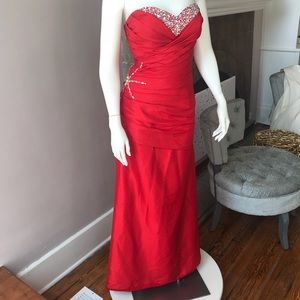 Red Strapless Prom Dress